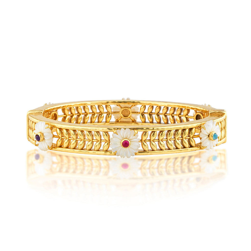 Capucine De Wulf Villandry Fleur Hinged Bangle,S/M - Charles Mayer