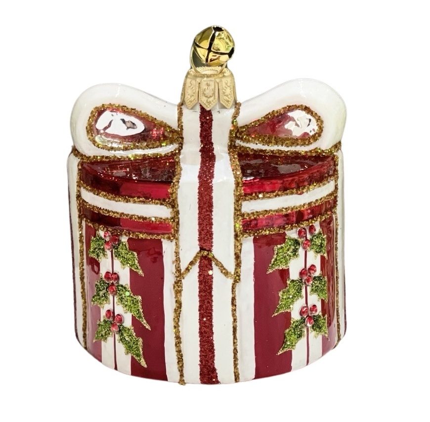 Jinglenog Presently Noelle Ornament - Charles Mayer