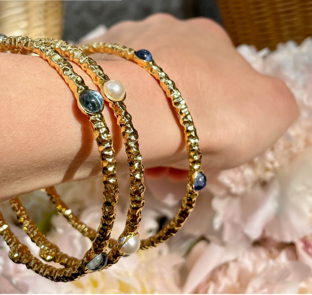 Halcyon Days Aquamarine Ribbed Cabochon Bangle - Charles Mayer