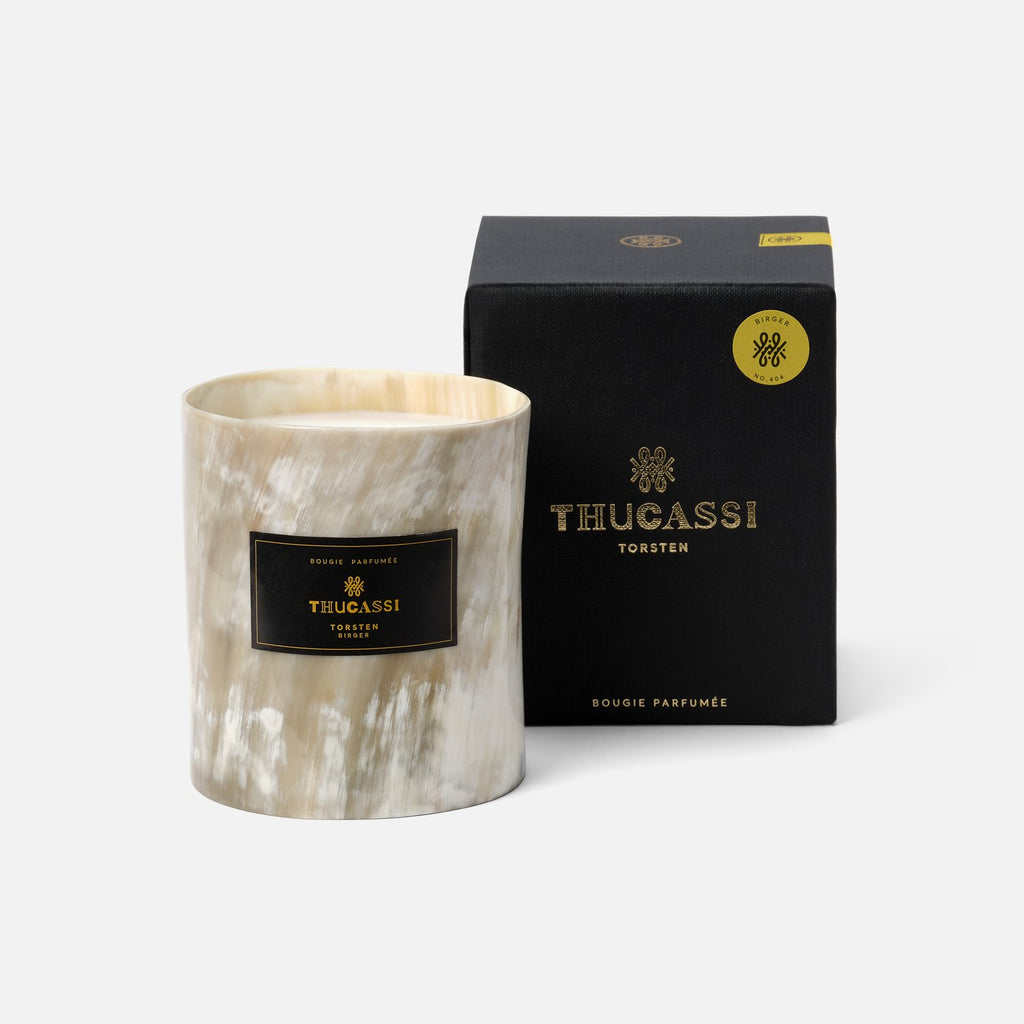 Thucassi Thorsten Natural Horn Candle, 10 oz. - Charles Mayer