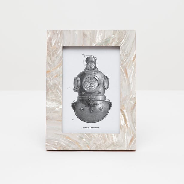Pigeon And Poodle Aurora Kabibe Shell 4*6 Frame - Charles Mayer