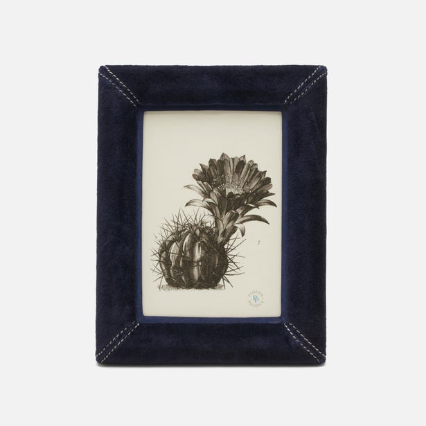 Pigeon And Poodle Juneau Dark Navy Velvet 5*7 Frame - Charles Mayer