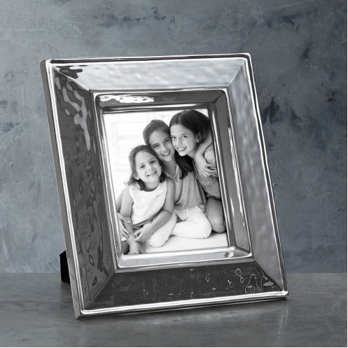 Beatriz Ball Soho Plain 8*10 Frame - Charles Mayer