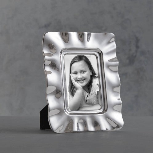 Beatriz Ball Vento Frame, 4" x 6" - Charles Mayer