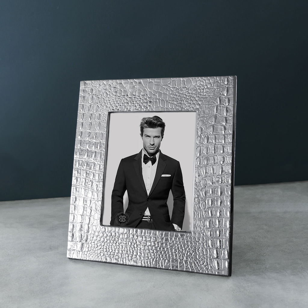 Beatriz Ball Pieles Croc 4*6 Frame - Charles Mayer