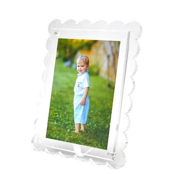 Tara Wilson Scallop Frame, Clear - Charles Mayer